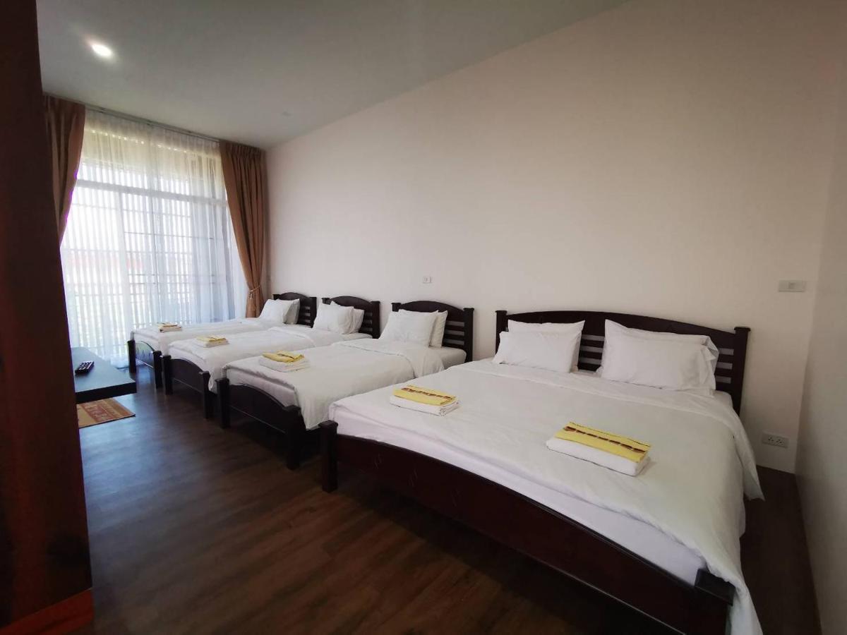 บุญเมืองน่าน Hotel Exterior photo