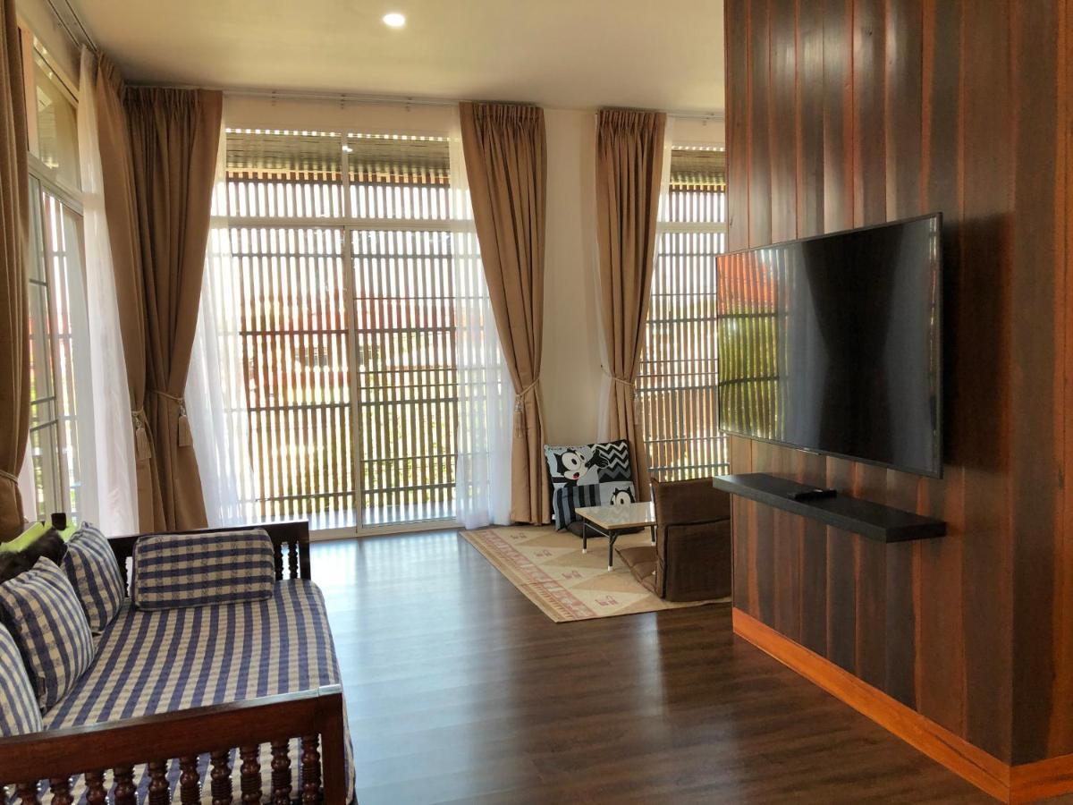 บุญเมืองน่าน Hotel Exterior photo