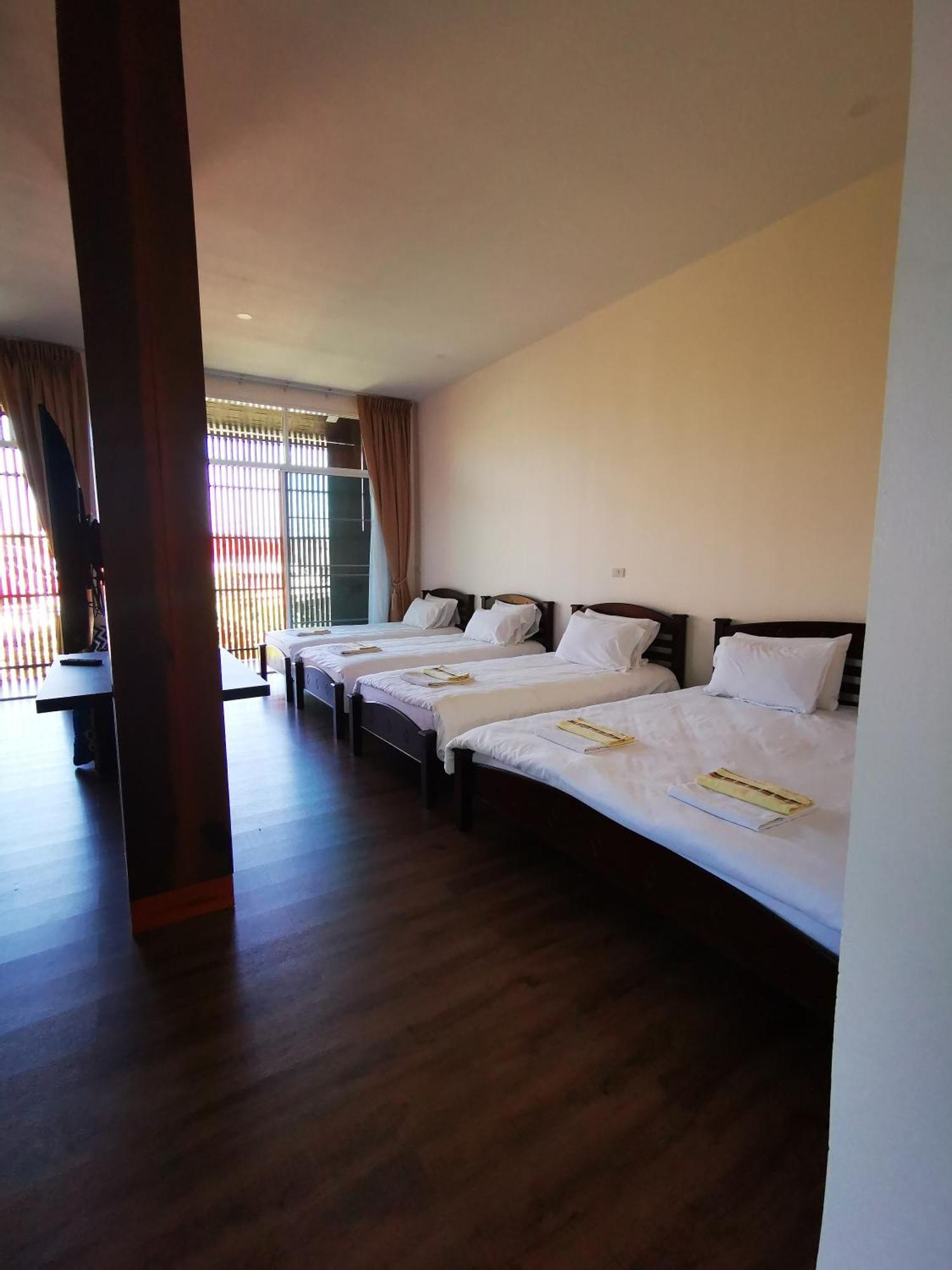 บุญเมืองน่าน Hotel Exterior photo
